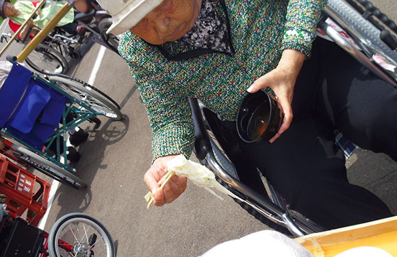 流しそうめん